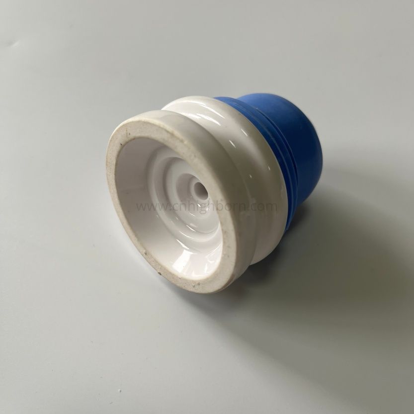 定制釉面 95% 氧化铝 Al2O3 陶瓷块绝缘子组