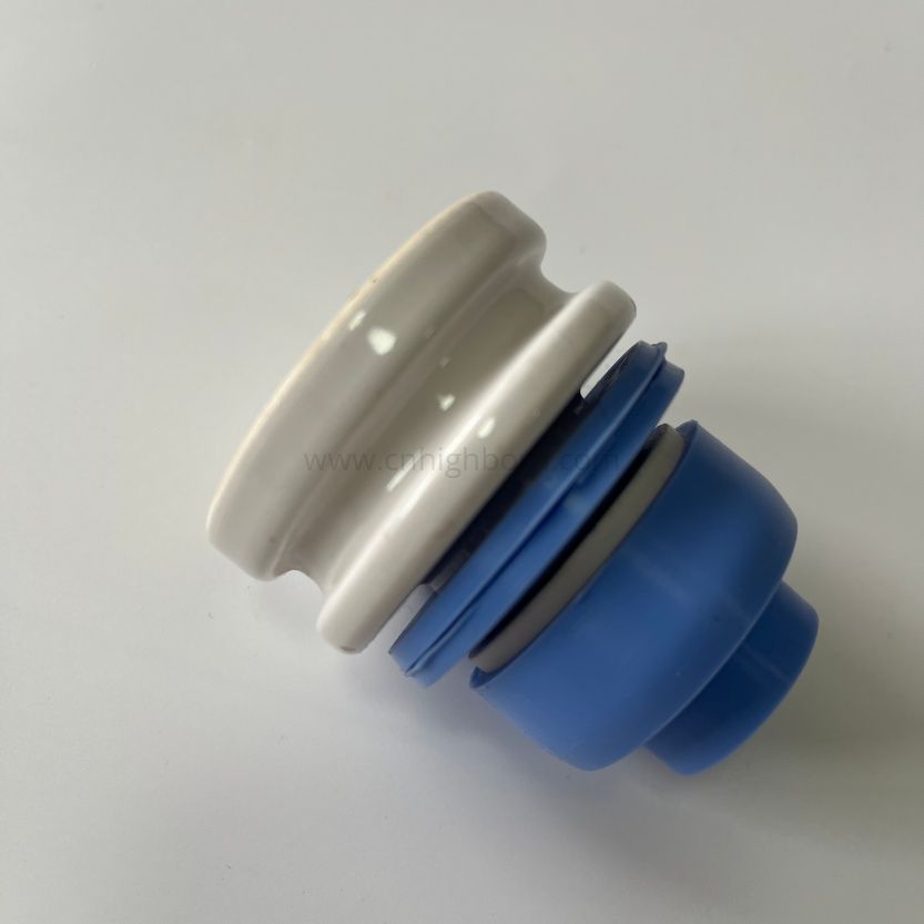 定制釉面 95% 氧化铝 Al2O3 陶瓷块绝缘子组