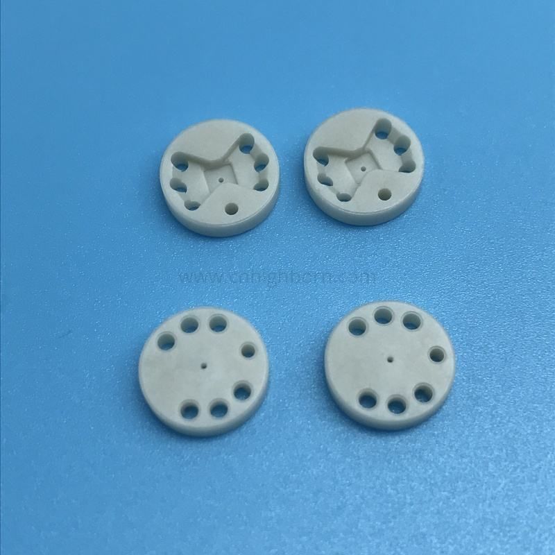 定制 AlN 氮化铝陶瓷 陶瓷星形穿孔基板